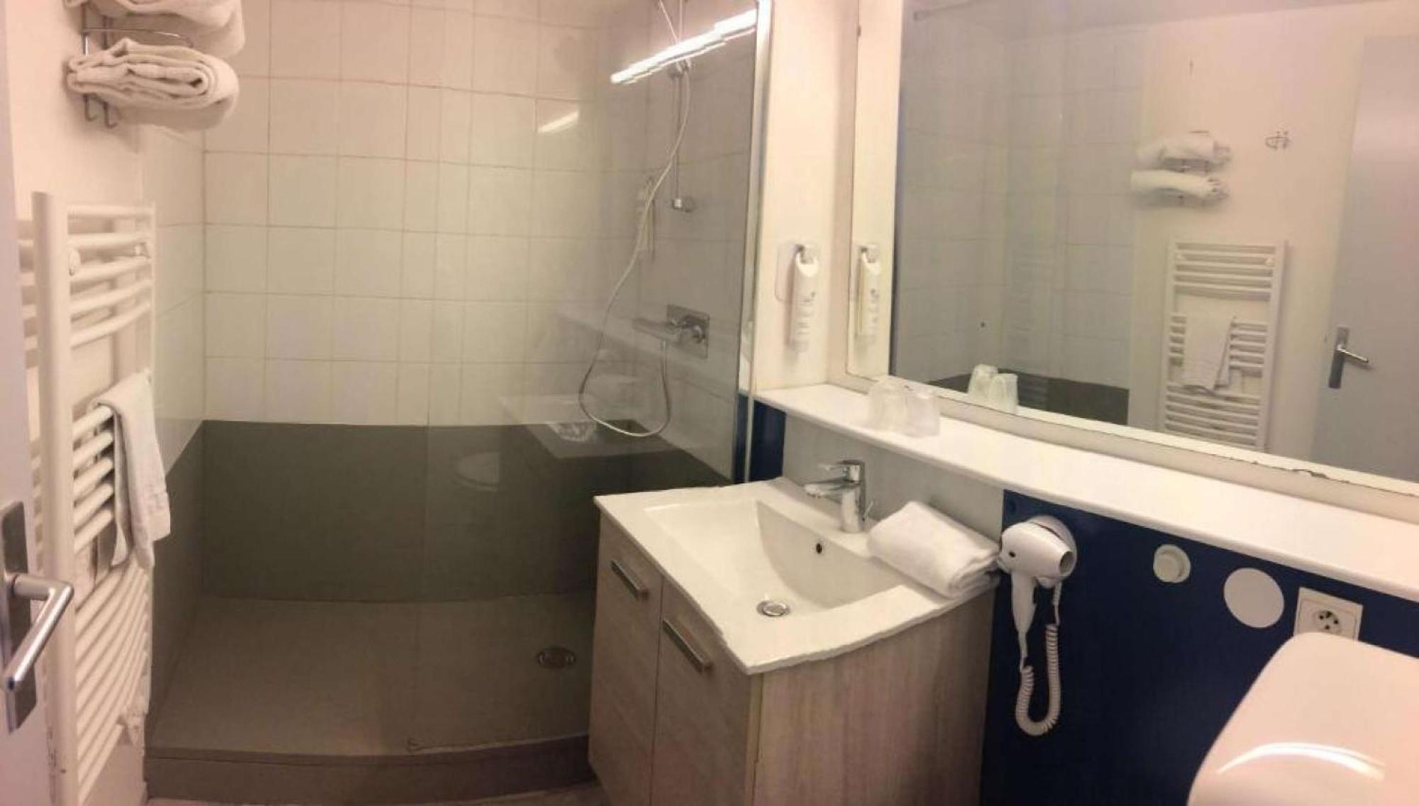 Brit Hotel Confort Morlaix Saint-Martin-des-Champs  Εξωτερικό φωτογραφία