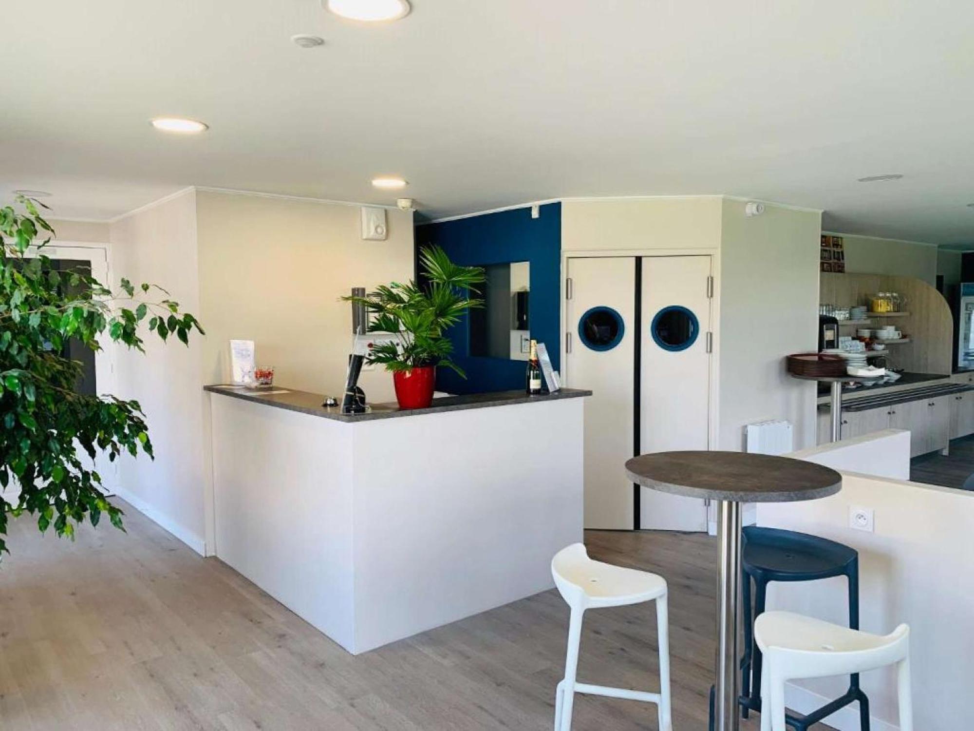Brit Hotel Confort Morlaix Saint-Martin-des-Champs  Εξωτερικό φωτογραφία